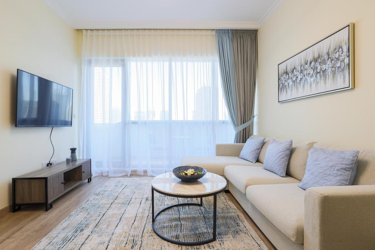 1 Bedroom With Beautiful View In Marina * Dubai