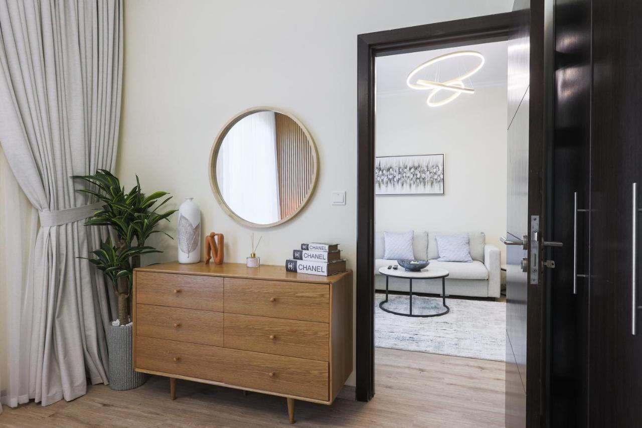 1 Bedroom With Beautiful View In Marina